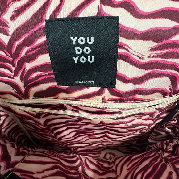 Stella & Dot Leopard Print Backpack Nylon Travel Laptop Everyday Chic Bag